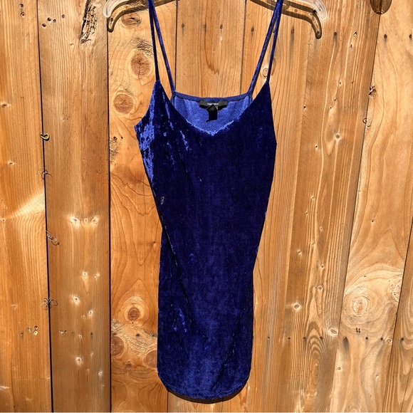 Sold Forever 21 blue velvet dress - Picture 1 of 4